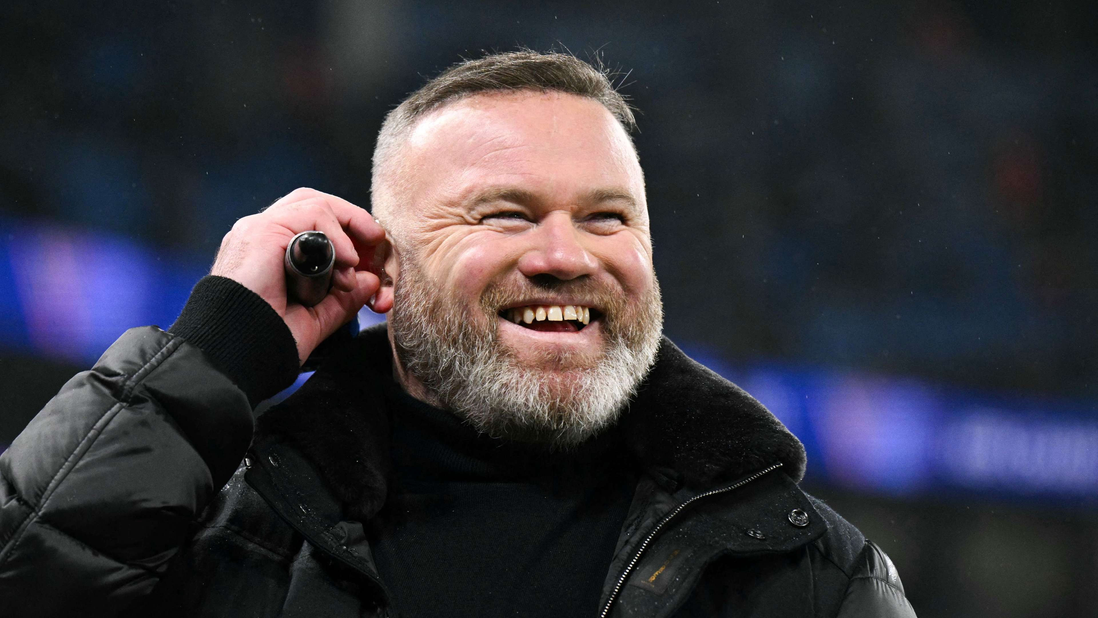 出积极追逐 出积极追逐